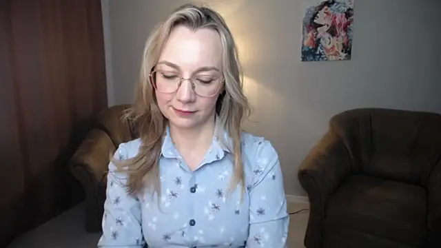 Snapshot of Ava_Elior chatting on 06/23/26, 11:30 Ava Elior online show from 06/23/26, 11:30