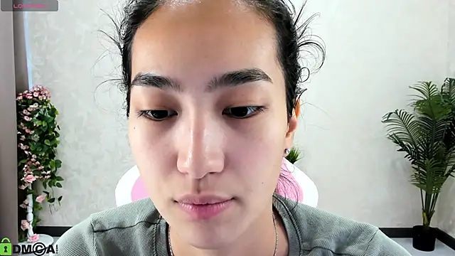 Snapshot of FlirtyAura chatting on 10/07/25, 03:51 FlirtyAura online show from 10/07/25, 03:51