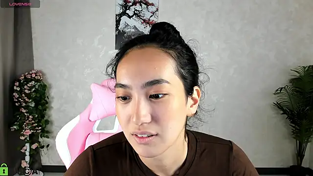 FlirtyAura online show from 11/03/25, 03:45