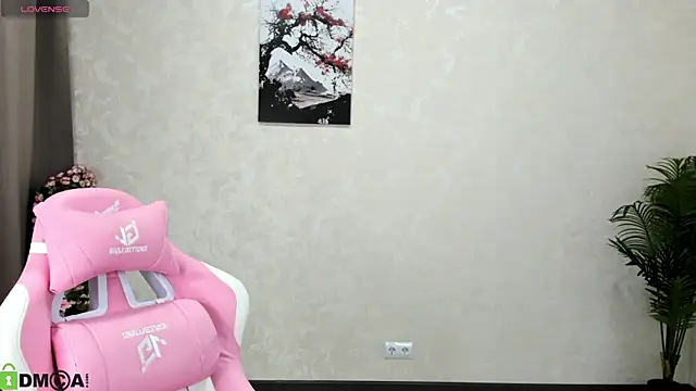 FlirtyAura online show from 10/30/25, 12:53