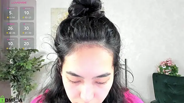 Snapshot of FlirtyAura chatting on 01/14/26, 03:43 FlirtyAura online show from 01/14/26, 03:43