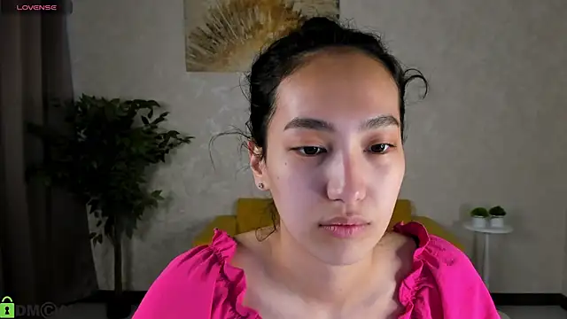 FlirtyAura online show from 05/08/26, 03:43