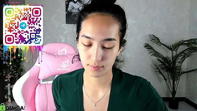 Snapshot of FlirtyAura chatting on 09/16/25, 03:51 FlirtyAura online show from 09/16/25, 03:51