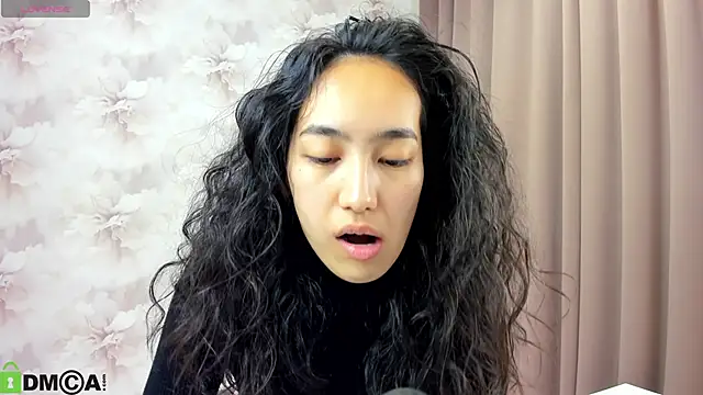 Snapshot of FlirtyAura chatting on 10/02/25, 02:59 FlirtyAura online show from 10/02/25, 02:59