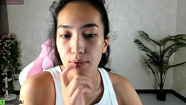 Snapshot of FlirtyAura chatting on 09/09/25, 03:49 FlirtyAura online show from 09/09/25, 03:49