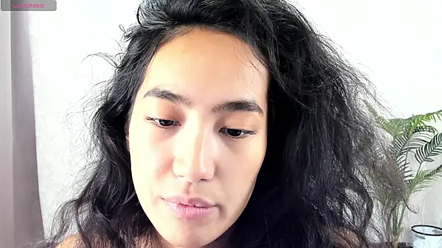 FlirtyAura online show from 11/15/25, 03:54