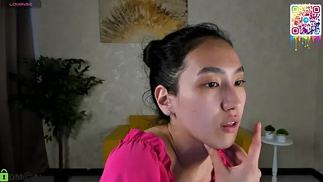 FlirtyAura online show from 05/05/26, 11:46