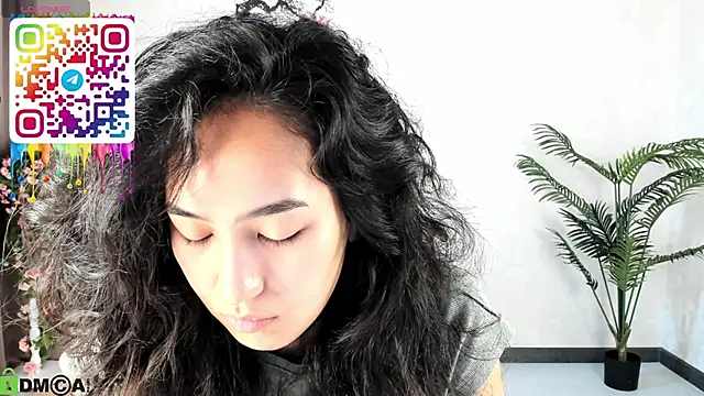 Snapshot of FlirtyAura chatting on 09/11/25, 03:50 FlirtyAura online show from 09/11/25, 03:50