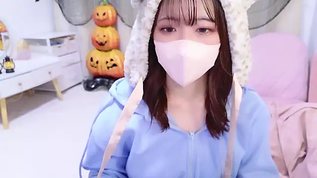 AKO o0 online show from 10/22/25, 08:03