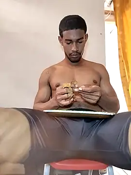 Kesurra online show from 11/23/25, 03:44