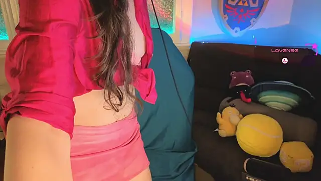Snapshot of Zesty_Peach chatting on 05/13/26, 11:50 Zesty Peach online show from 05/13/26, 11:50