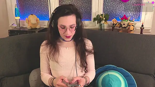 Zesty Peach online show from 03/23/26, 11:37