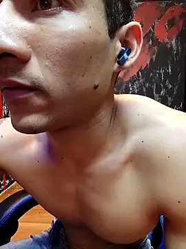 jhonny thes28 online show from 05/07/26, 04:10