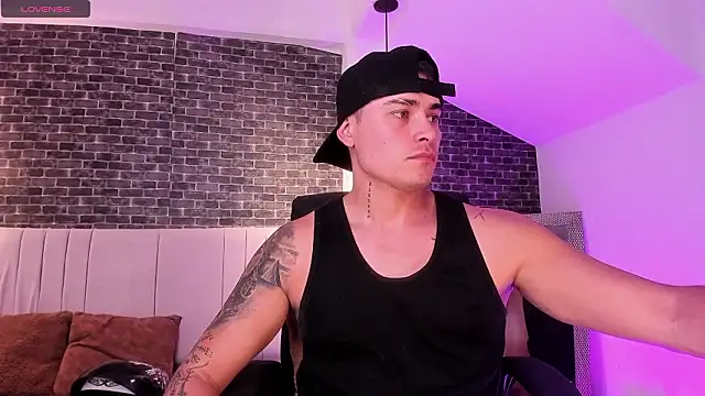 connorsmiith online show from 02/14/26, 03:45