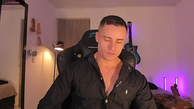 Snapshot of connorsmiith chatting on 07/11/26, 12:38 connorsmiith online show from 07/11/26, 12:38