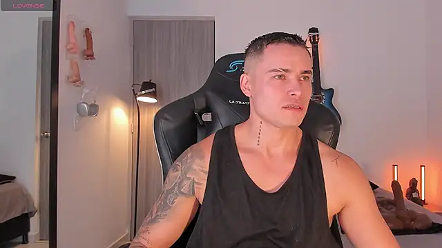 Snapshot of connorsmiith chatting on 07/15/26, 04:25 connorsmiith online show from 07/15/26, 04:25