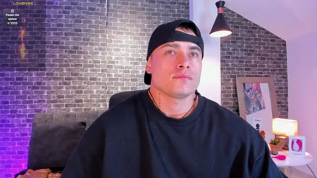 connorsmiith online show from 10/01/25, 11:36