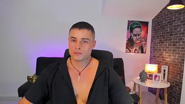 connorsmiith online show from 09/09/25, 04:33