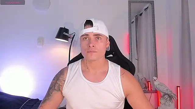 connorsmiith online show from 05/25/26, 06:28