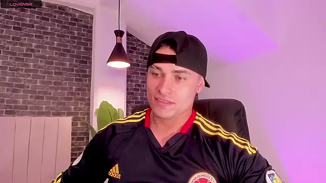 connorsmiith online show from 03/10/26, 12:09