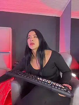 Snapshot of BellaFernandez__ chatting on 06/26/26, 12:55 BellaFernandez online show from 06/26/26, 12:55