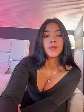 BellaFernandez   online show from 04/30/26, 01:07
