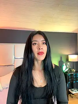 BellaFernandez   online show from 11/13/25, 12:42