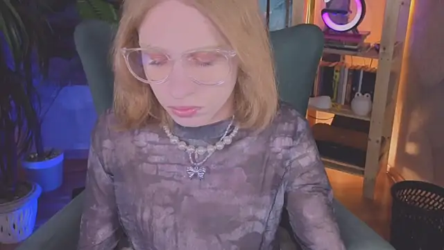 BarbieRichy online show from 11/14/25, 05:33