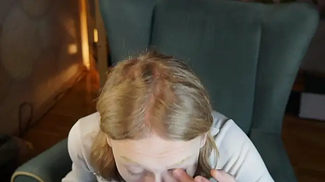 BarbieRichy online show from 11/12/25, 06:06