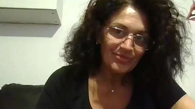 Snapshot of RubyyRosee chatting on 07/17/26, 05:48 RubyyRosee online show from 07/17/26, 05:48