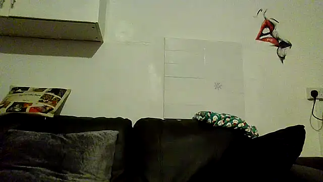 RubyyRosee online show from 04/06/26, 05:19