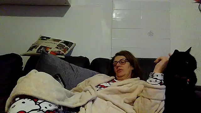 RubyyRosee online show from 11/24/25, 09:53