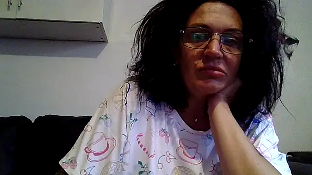 Snapshot of RubyyRosee chatting on 07/19/26, 08:01 RubyyRosee online show from 07/19/26, 08:01