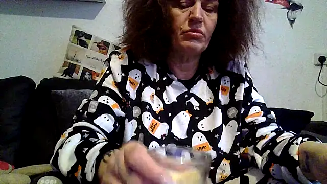 RubyyRosee online show from 03/16/26, 09:02