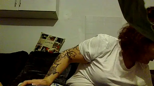 RubyyRosee online show from 02/17/26, 06:22