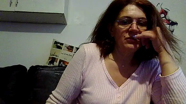 RubyyRosee online show from 03/25/26, 06:46