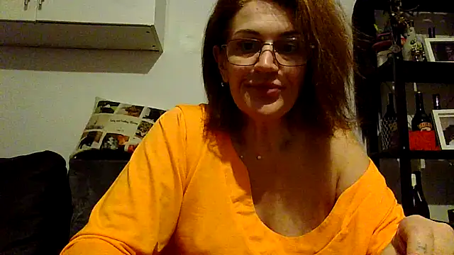 RubyyRosee online show from 12/17/25, 06:18