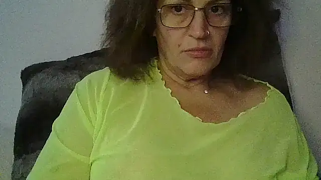 RubyyRosee online show from 10/30/25, 02:04