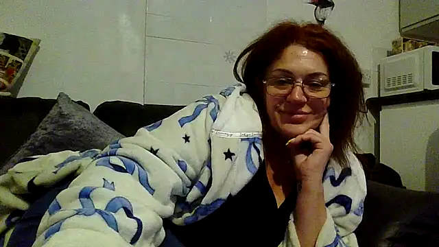 RubyyRosee online show from 04/16/26, 05:19