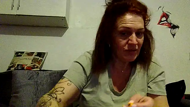 RubyyRosee online show from 04/11/26, 05:59