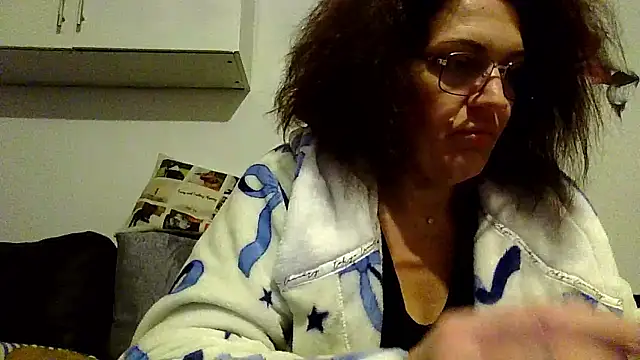 RubyyRosee online show from 01/09/26, 06:31