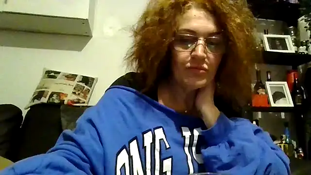 RubyyRosee online show from 12/19/25, 06:49