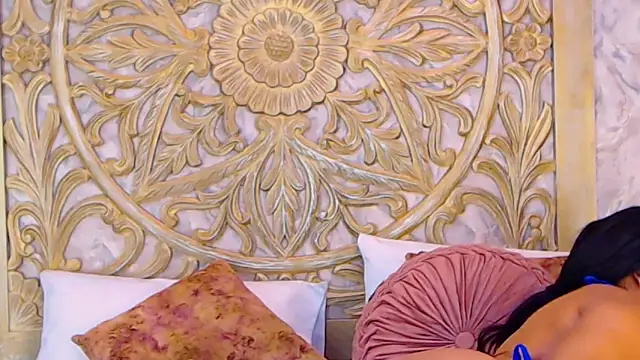 MelodyCarsson online show from 11/10/25, 12:10