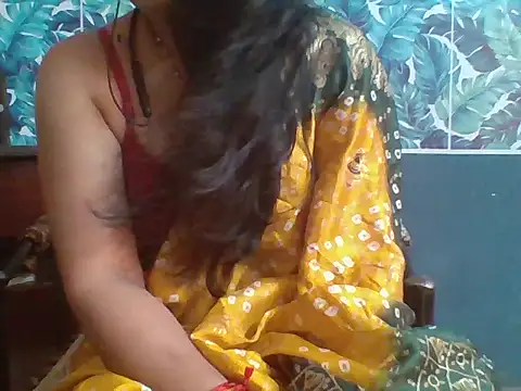 Marathi q4een01 online show from 04/15/26, 03:23