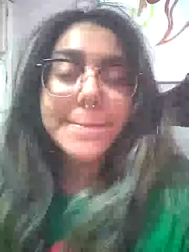 Lovelyrainn online show from 11/28/25, 03:50