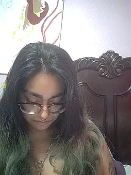 Lovelyrainn online show from 12/03/25, 09:53