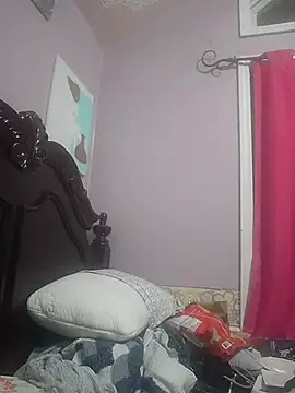 Lovelyrainn online show from 11/10/25, 09:36