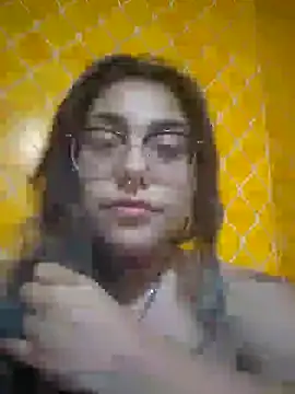 Lovelyrainn online show from 11/04/25, 05:55