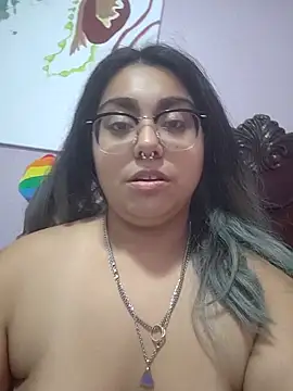 Lovelyrainn online show from 11/17/25, 02:15