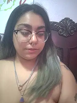 Lovelyrainn online show from 11/08/25, 11:08